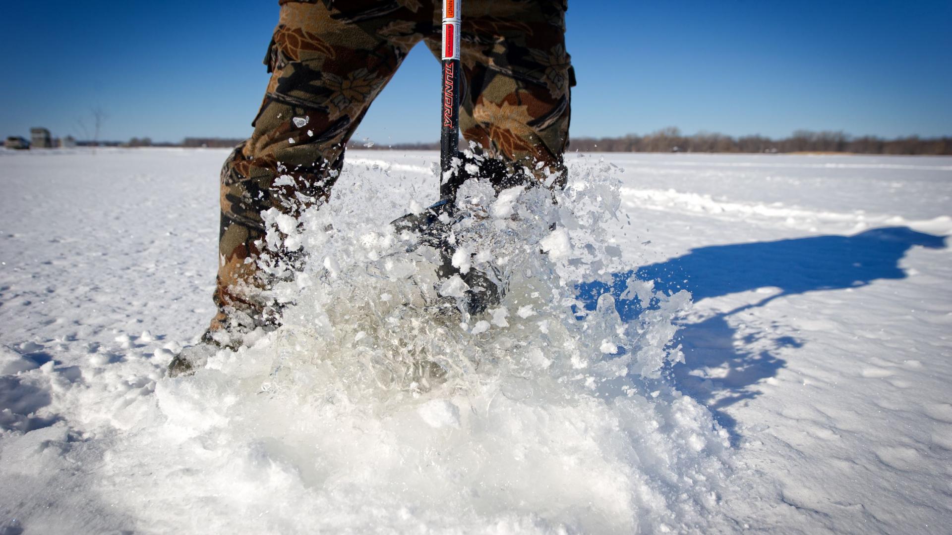 Pêche blanche (pêche sur la glace), Pourvoirie Roger Gladu